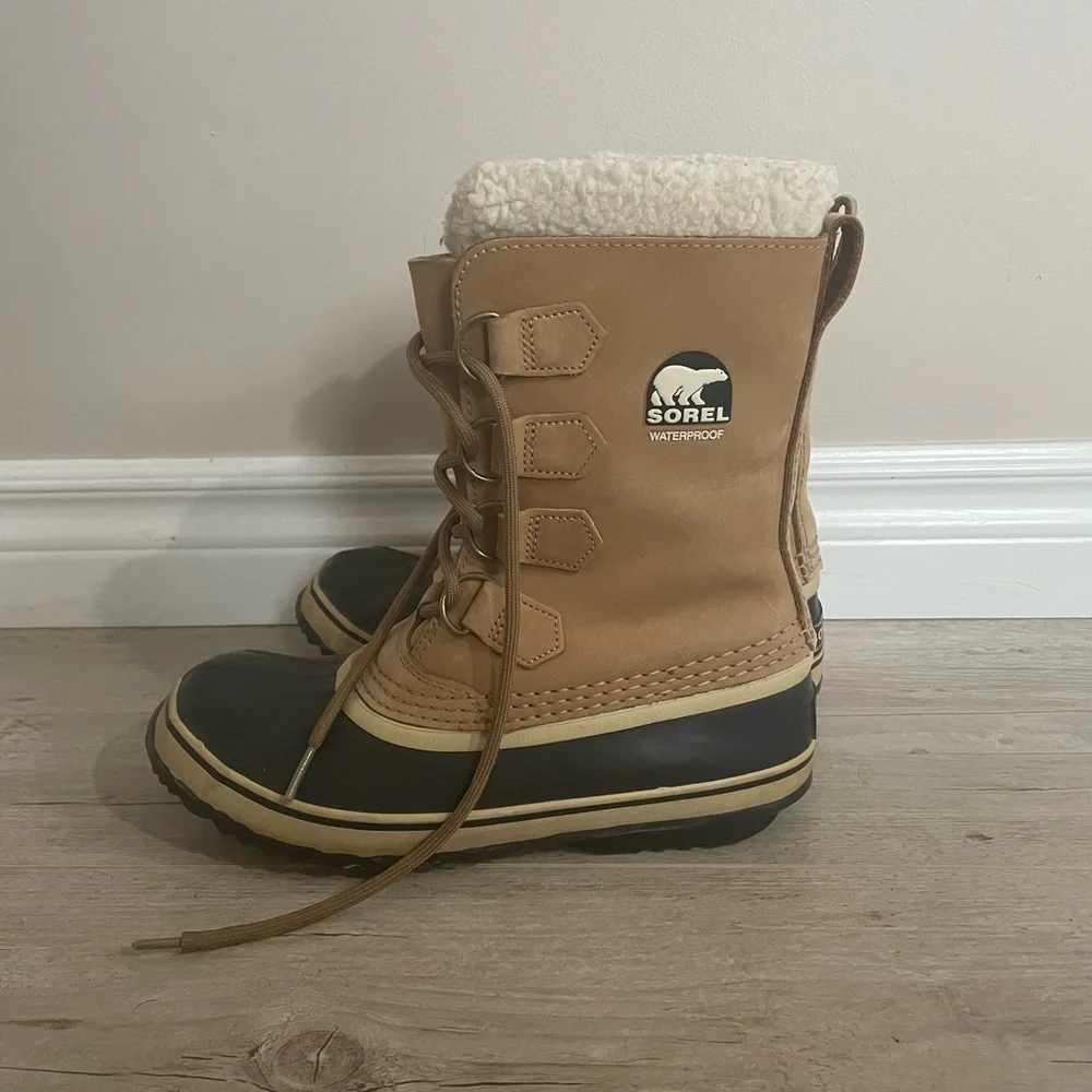 SOREL Beige Winter Boots Sz 7 - Picture 2 of 5
